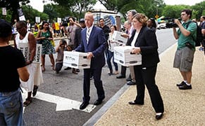Protesters Demand Smithsonian Kick David Koch Off National Museum of Natural History Board,