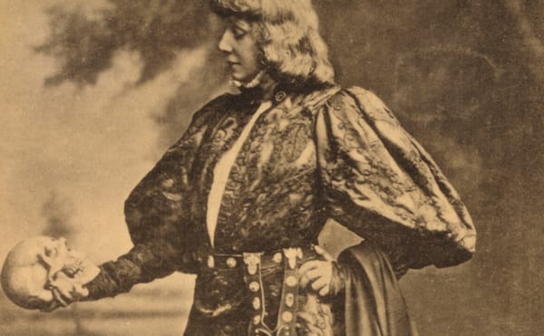 Actors Have Been Dying to Play the Skeletal Role of Yorick in 'Hamlet'