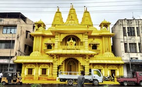 Highlighting Kenya’s Religious Pluralism by Painting Places of Worship Yellow