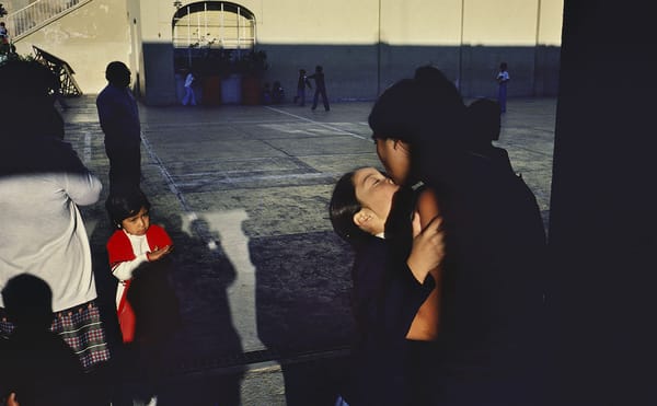 A Photographer’s Multifaceted Scenes of Mexican Street Life