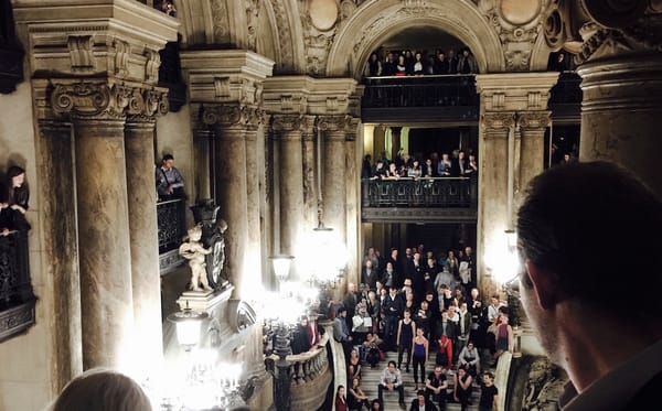 Tino Sehgal Dances Across the Line Between Art and Life