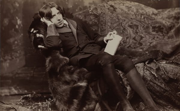 Napoleon Sarony, “Portrait of Oscar Wilde #15” (1882) (© Library of Congress, Washington)