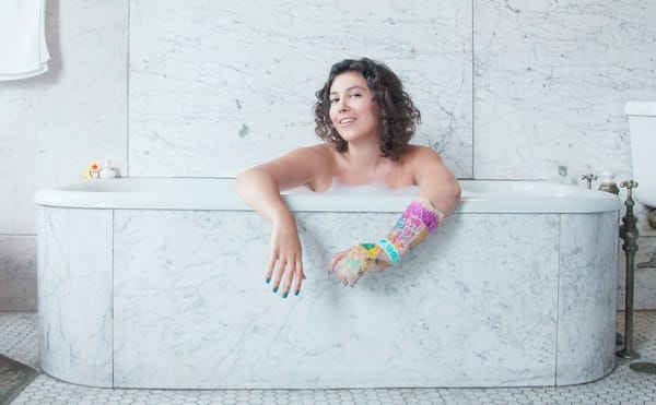 Intimate Theater Staged in the Bathtubs of Strangers