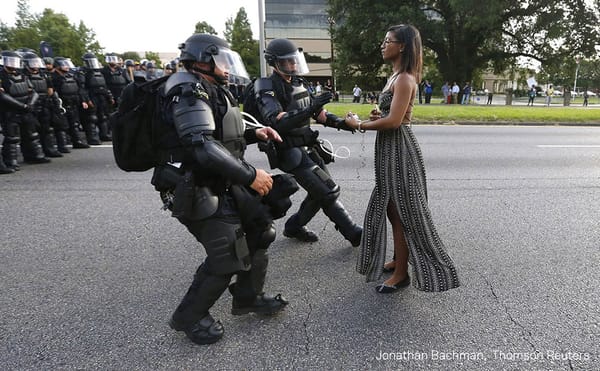 Controversial Assassination Picture Wins 2017 World Press Photo Award [UPDATED]