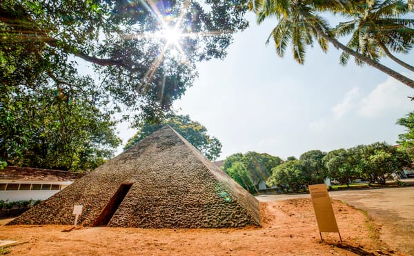 Seeking Connections that Aren't There at the Kochi-Muziris Biennale