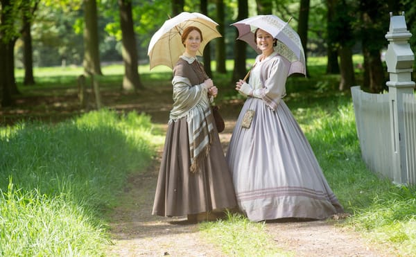 The Blessing and Curse of Emily Dickinson’s Homebound World