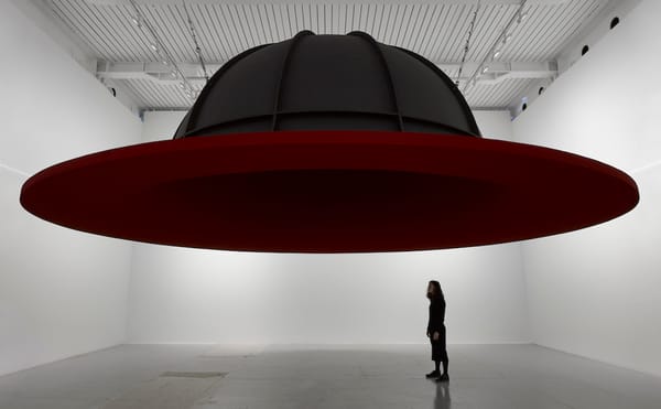 Anish Kapoor, "At the Edge of the World II" (1998) (photo by Jack Hems , © Anish Kapoor, courtesy Lisson Gallery)