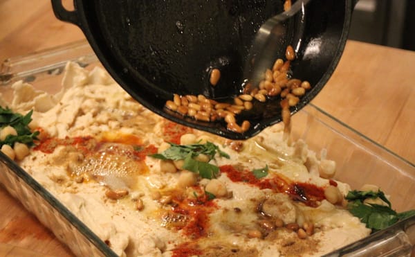 An Inspiring Performance About the Recipe a Migrant Carried with Her