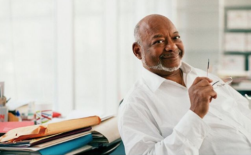 Kynaston McShine, Curator of Primary Structures, Information, and More, Dies [UPDATED]