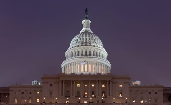 US Capitol building (photo by Diliff/Wikimedia Commons)