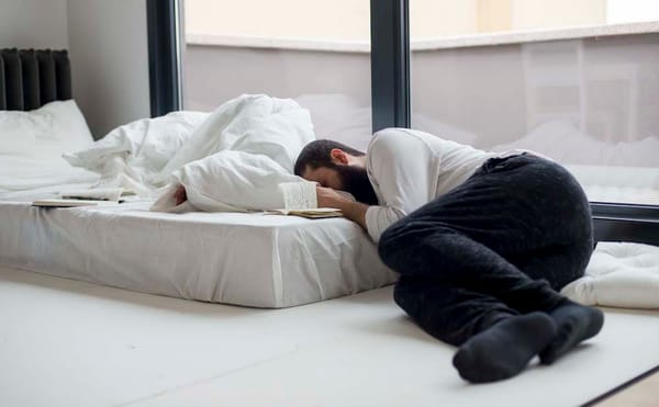 Artists Fill Six-Story Istanbul House with 672 Hours of Performance Art