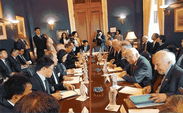 The Decline of American Empire in One Photograph