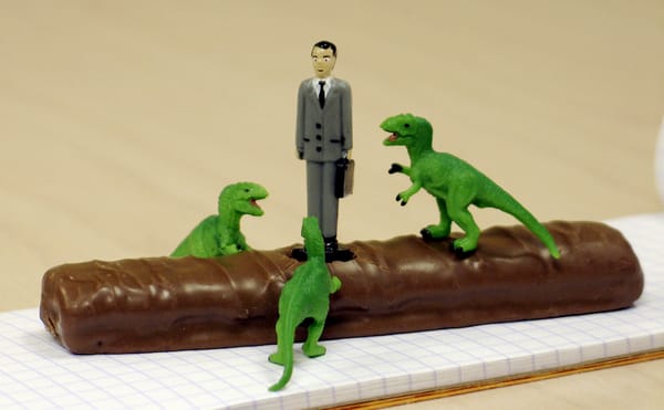 Study of Canadian Arts Worker Salaries Finds Stagnant Growth and Shrinking Benefits