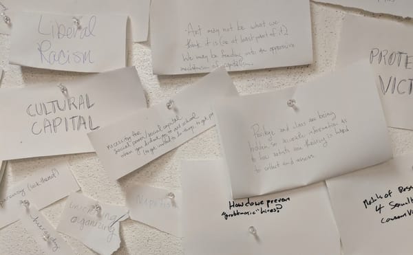 A Reconsideration of Power Structures in the Art Community