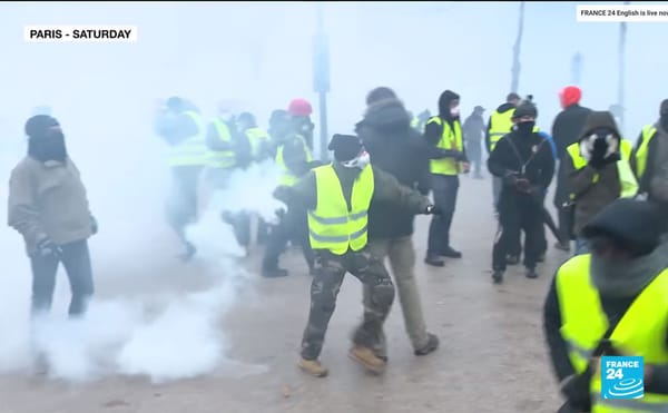 As "Yellow Vest" Protests Rip Through France, Paris Museums and Galleries Close