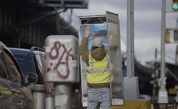 NYC Kiosks Invite Artists to Pay Nearly $1,000 to Show Their Work