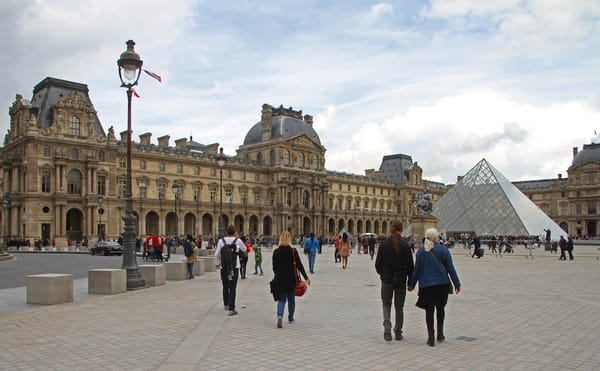 The Louvre Will Offer Private Tours for Just $34 During Closed Hours