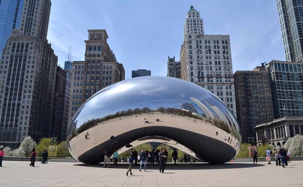 Seven Arrested After "The Bean" by Anish Kapoor Was Defaced in Chicago
