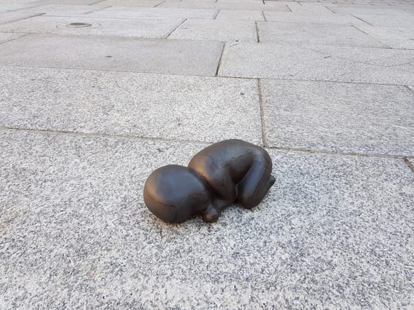 Antony Gormley Explores the Body as a Space Within a Space