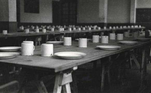 Glimpses of Civil War Scars in Spanish Photography