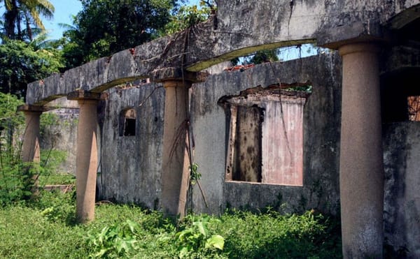 Deconstructing Colonial Cinema with Ethnographic Fiction