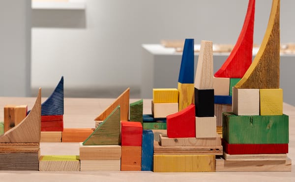 Minimalist Art that Speaks for the Birds