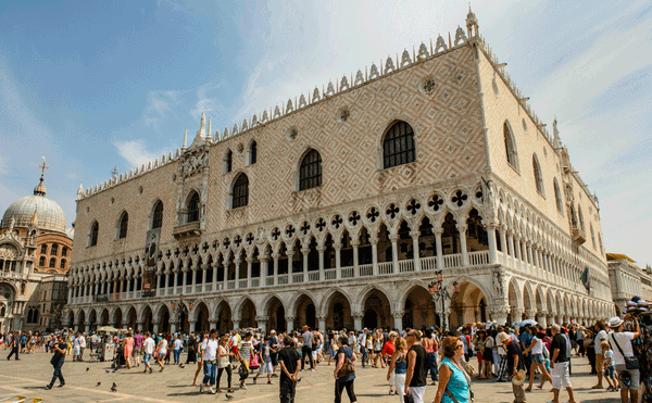 Coronavirus Outbreak Shutters Italian Museums; Event Cancellations Continue in China and South Korea