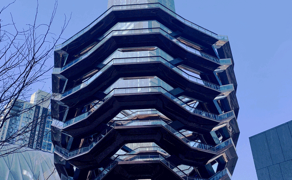 19-Year-Old Dies After Jumping From Vessel at Hudson Yards