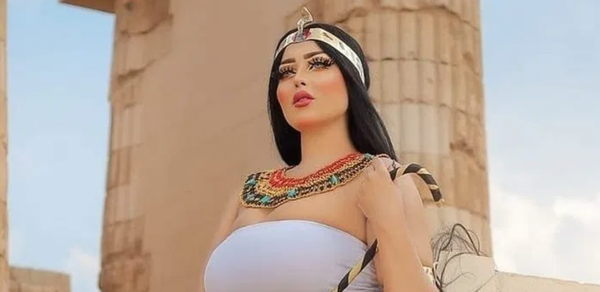 Egyptian Model Arrested Over “Inappropriate” Photoshoot at Archaeological Site