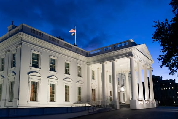 Are Trump Staffers Taking Home White House Artworks That Belong to the Public?