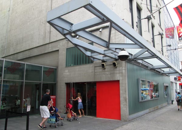 Amazon Stakeholder MacKenzie Scott Distributes $2.7B to 286 Arts & Other Organizations