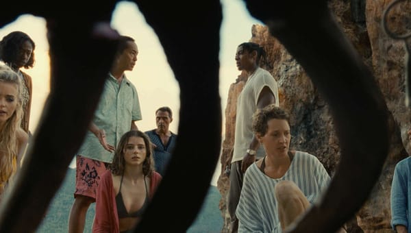 In M. Night Shyamalan’s New Thriller, a Beach Rapidly Ages Anyone Who Visits