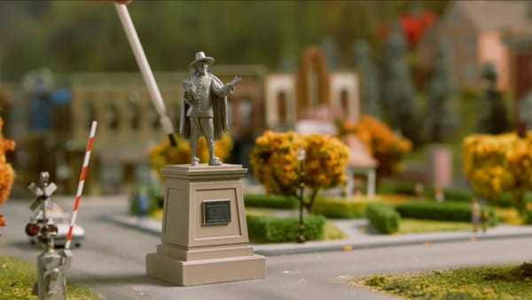 Decolonizing the (Sitcom) Museum