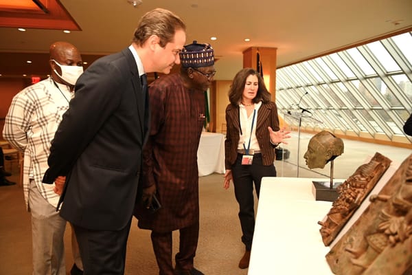 In Ceremony, Met Museum Officially Returns Benin Bronzes to Nigeria