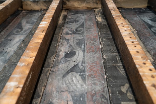 "Discovery of a Lifetime": Rare Tudor Paintings From Elizabeth I's Reign Found Hidden in Medieval Manor
