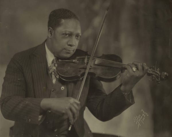 Massive Archive of Work by Photographer James Van Der Zee Lands at Two NYC Museums