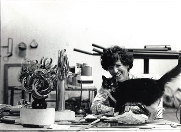 Feliza Bursztyn, a Colombian Sculptor Who Obliterated Norms