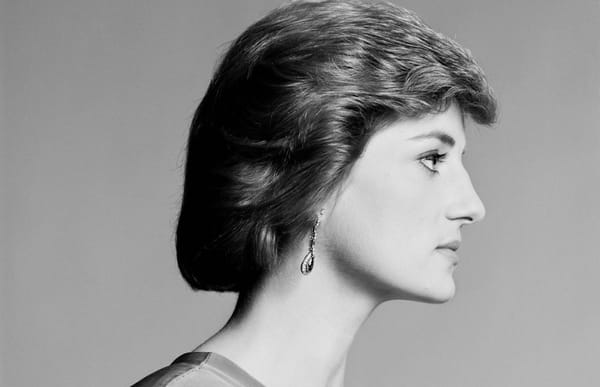 A Never-Before-Seen Portrait of Princess Diana Is Unveiled in London