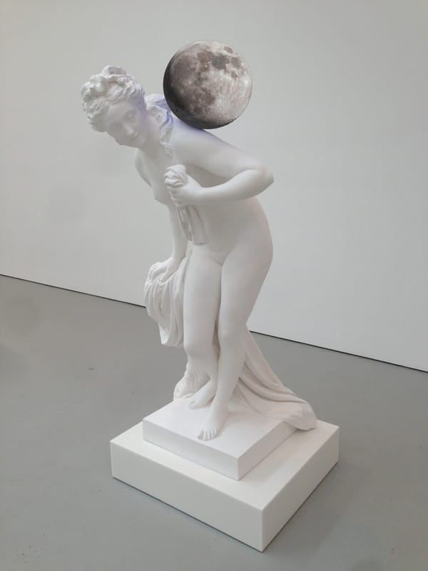 Oh No, Jeff Koons Sculptures Are Going to the Moon