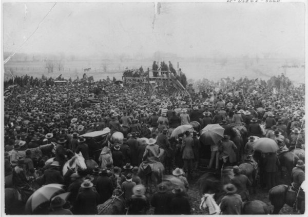 Lynching Postcards Explores a Dark Corner of US History