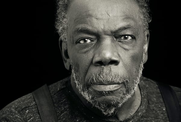 Sam Gilliam, Groundbreaking Abstractionist, Dies at 88