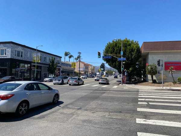 Art Galleries Are Not Reviving a "Desolate" LA Neighborhood