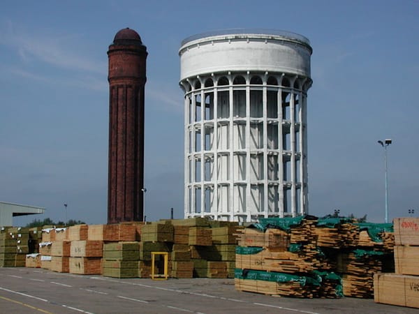 Salt-and-Pepper Building Debate Shakes Up British Town