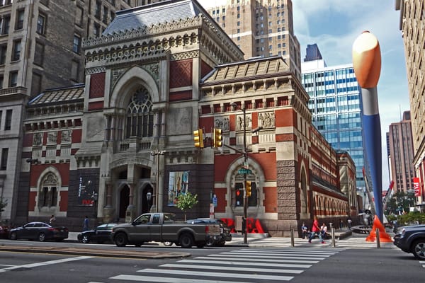 Historic Philadelphia Art School Axes Degree Programs
