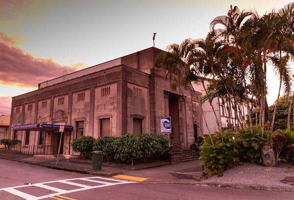 Hawaiʻi Museum Lays Off Its Entire Staff