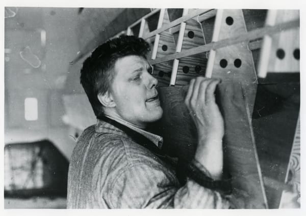 Robert Grosvenor, Who Refused to Be Defined by Genre, Dies at 88